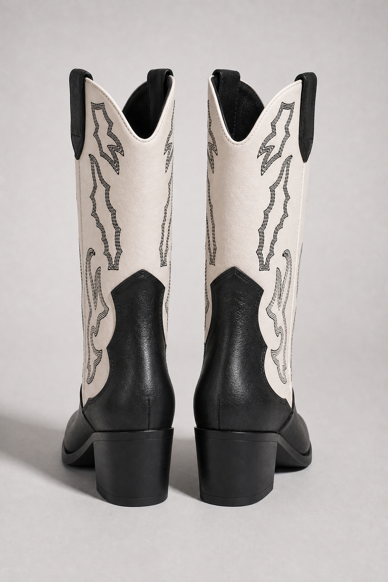 Black & White Two-Tone Western Cowboy Boots