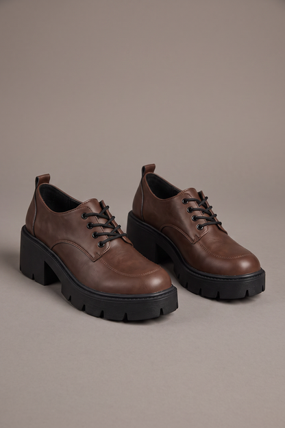 Main Stage Chunky Platform Oxford Sneakers
