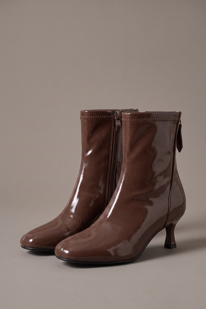 Midnight Stroll Round-Toe Kitten Heel Boots